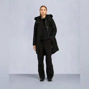 Moose Knuckles Stirling Parka in Black